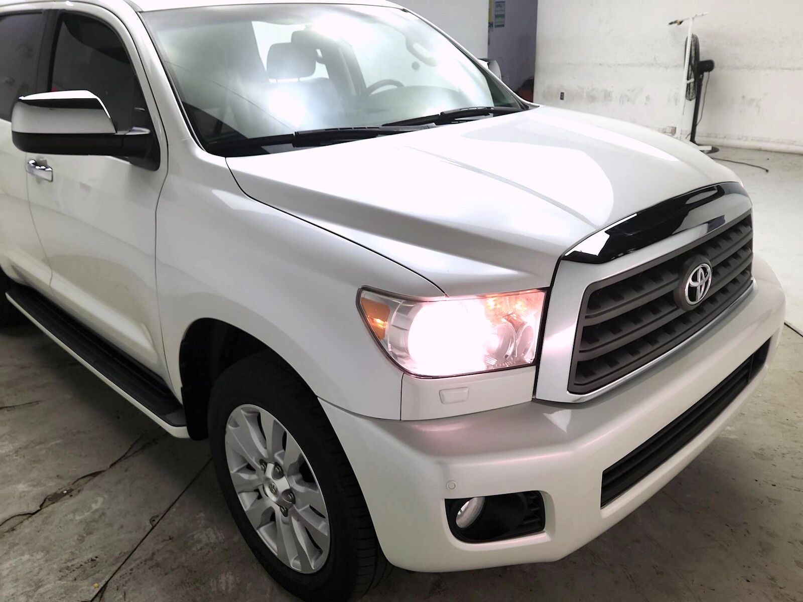 Toyota Sequoia
