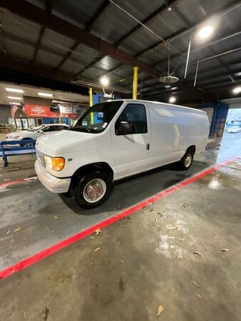 Ford E-250