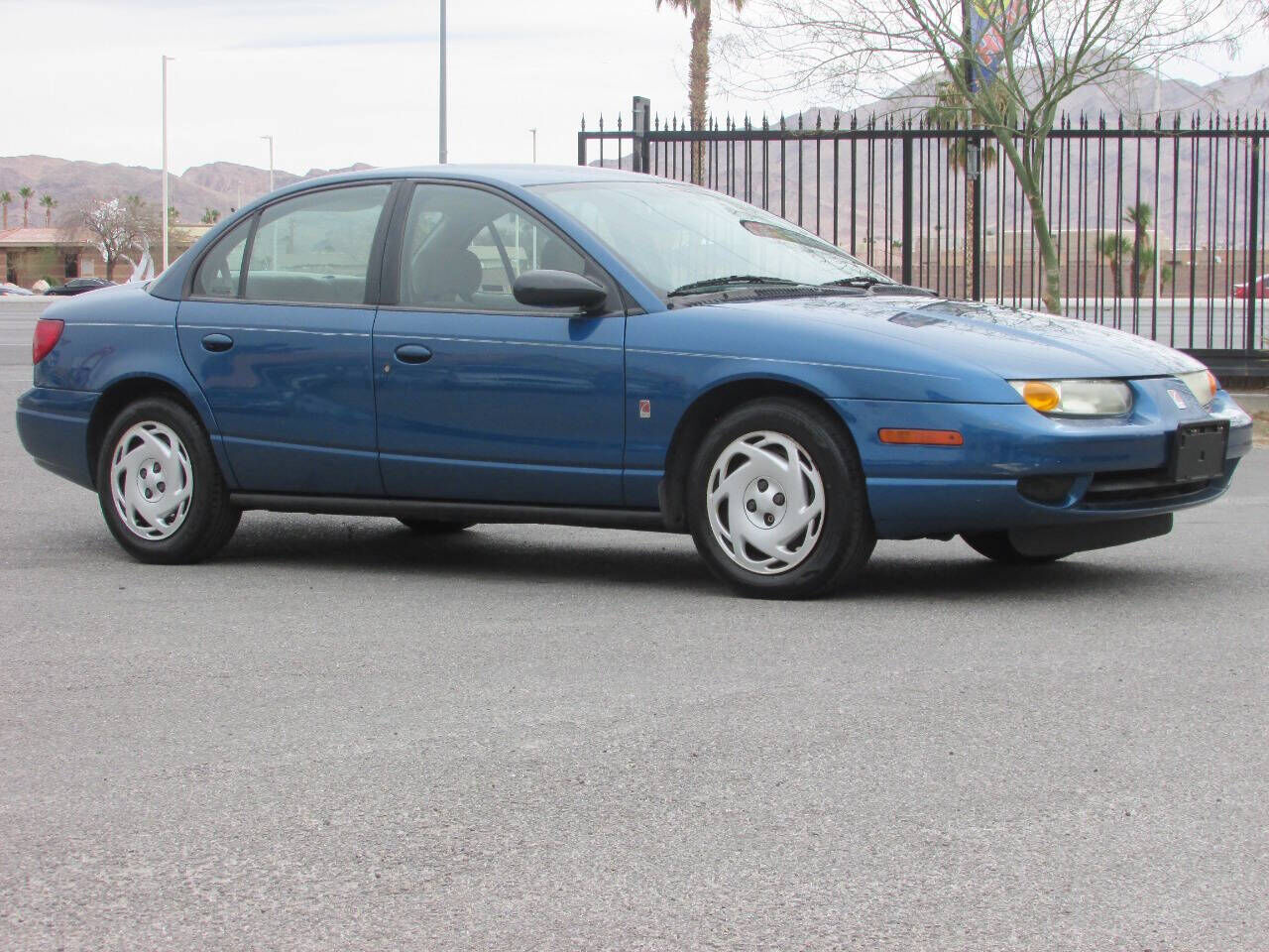 Saturn SL2