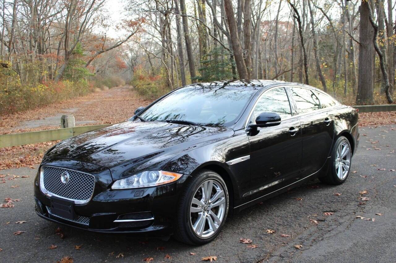 Jaguar XJ