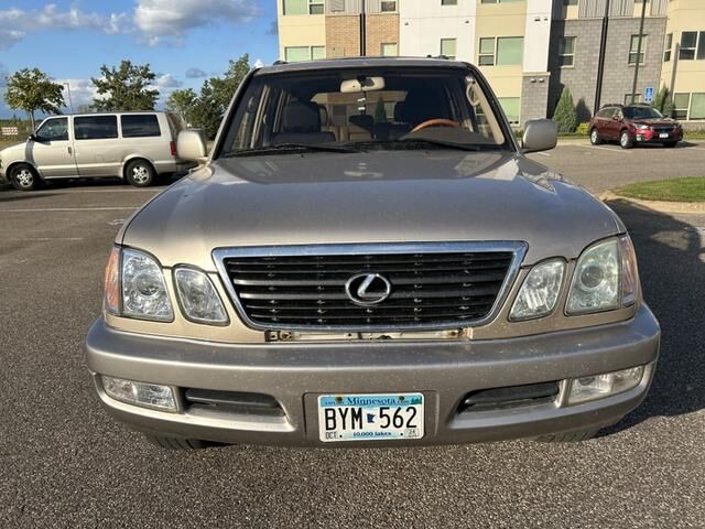 Lexus LX