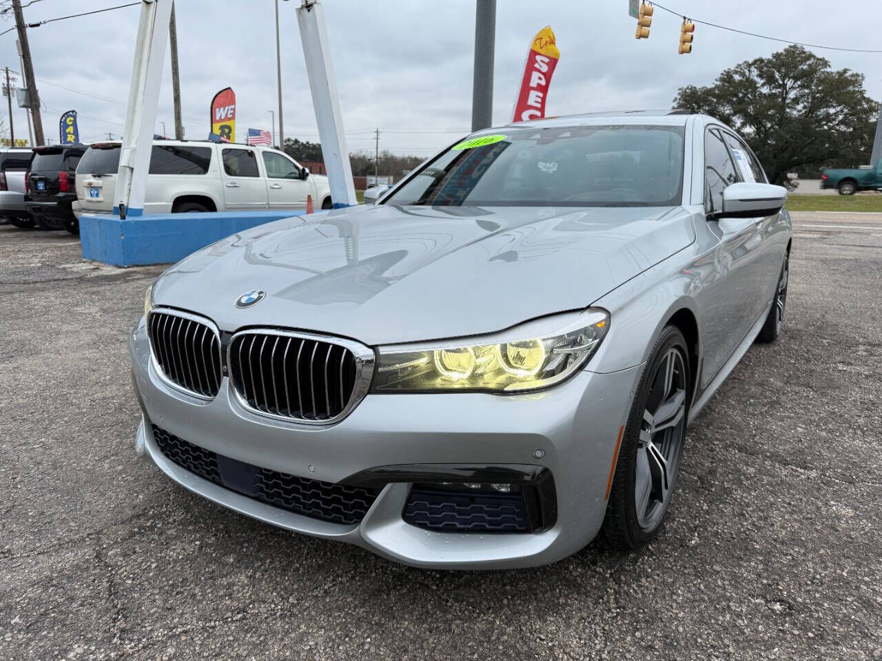 BMW 740i