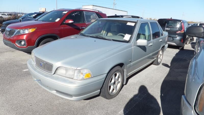 Volvo S70