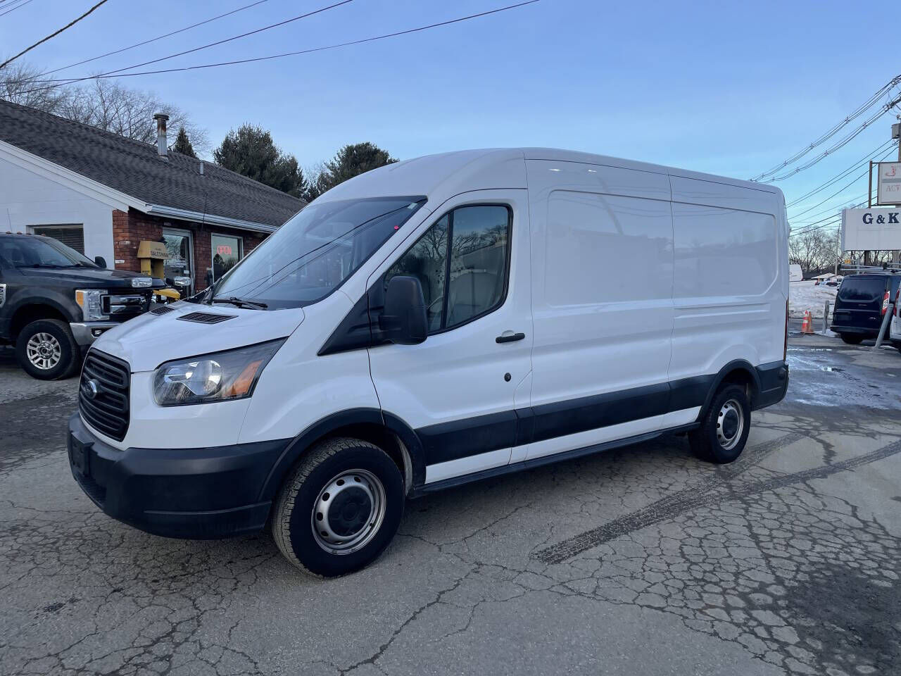 2019 FORD Transit