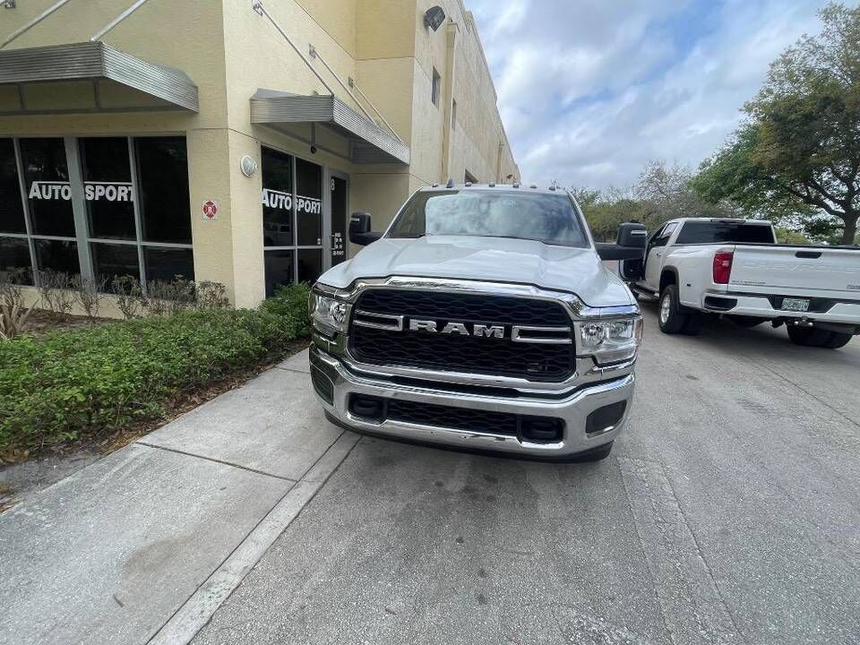 2024 RAM 3500