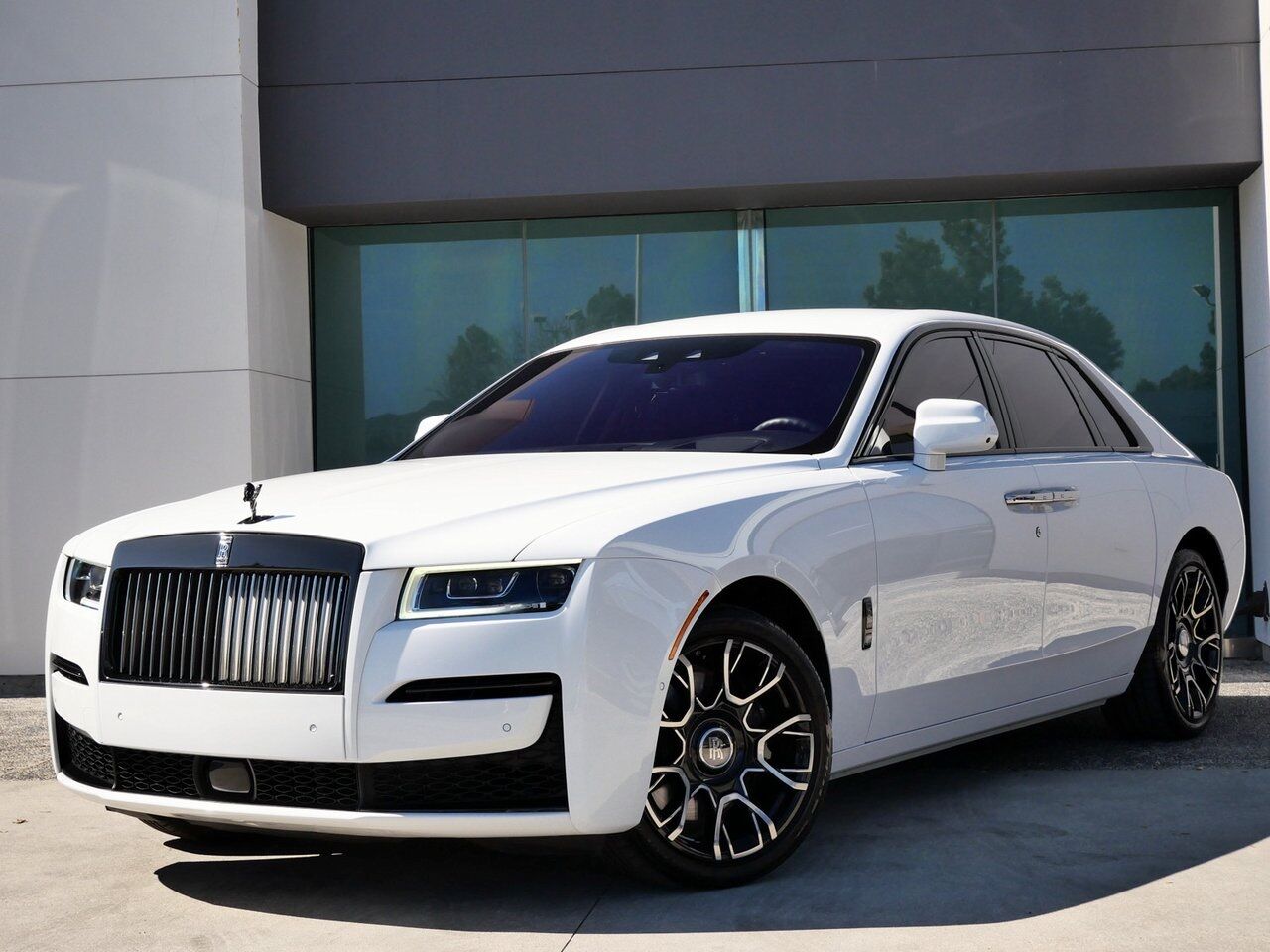 ROLLS-ROYCE