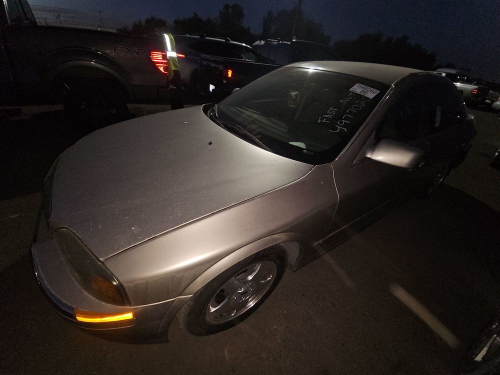 Lincoln LS
