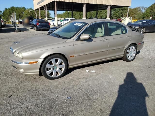 Jaguar X-Type