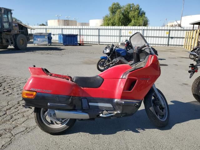 Honda PC800 (PACIFIC COAST)