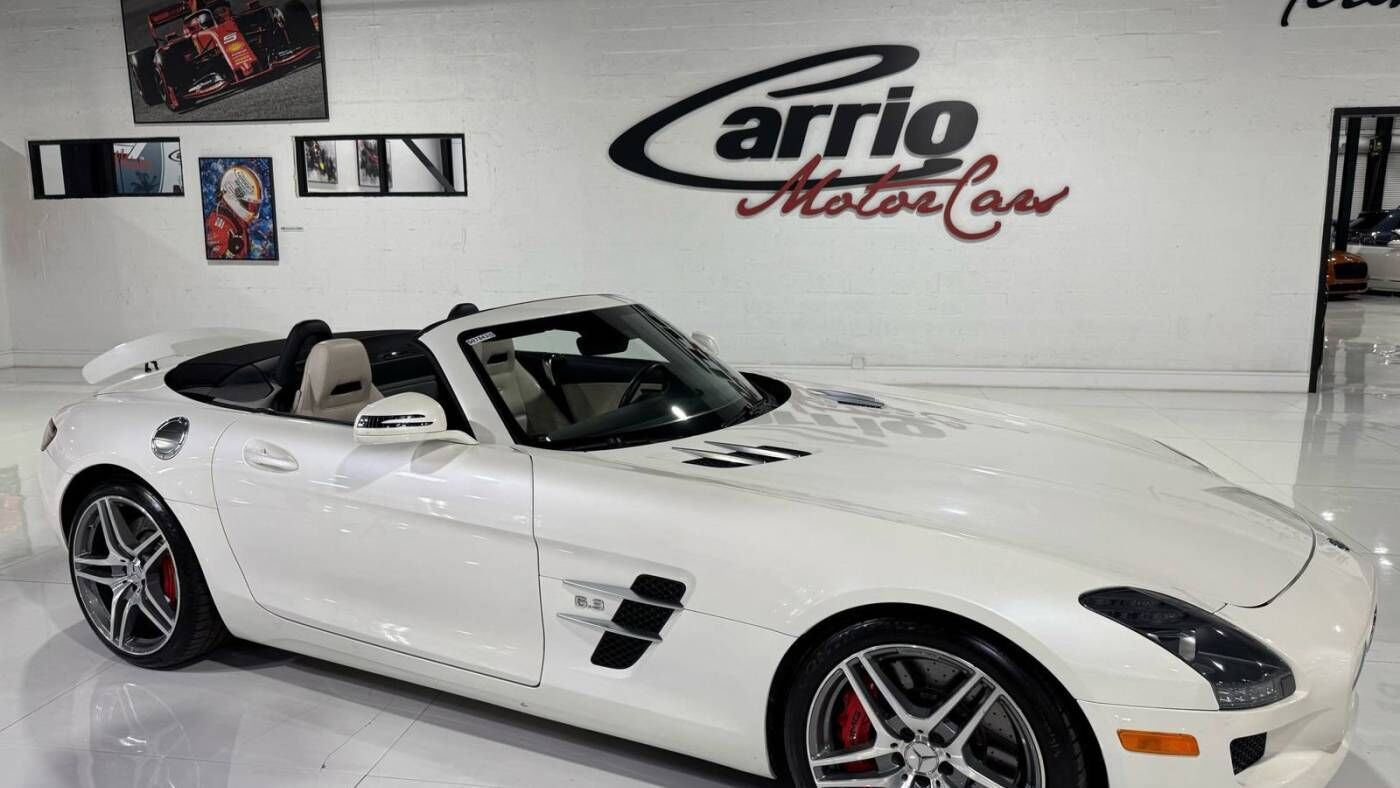Mercedes-Benz SLS-Class