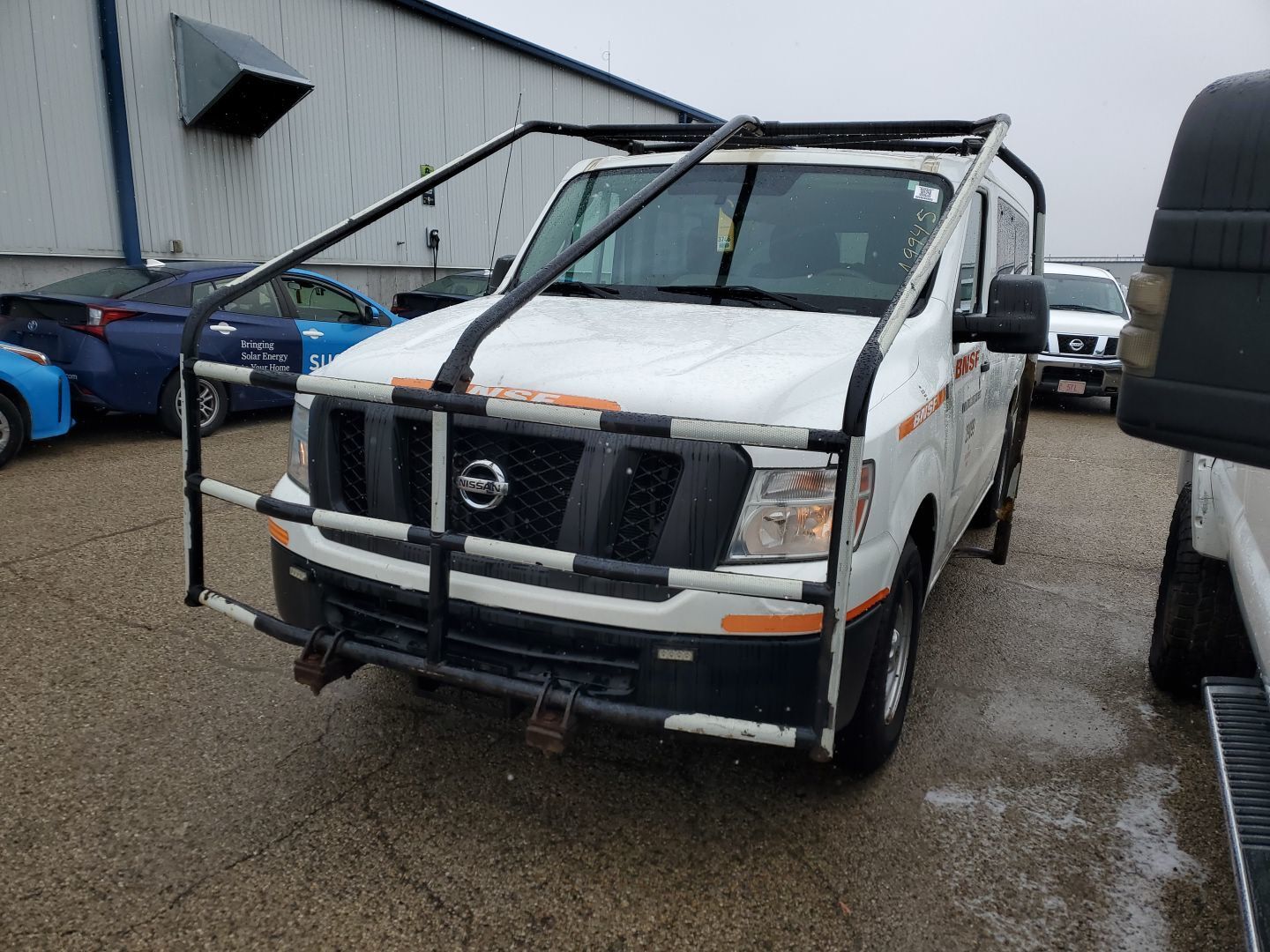 Nissan NV