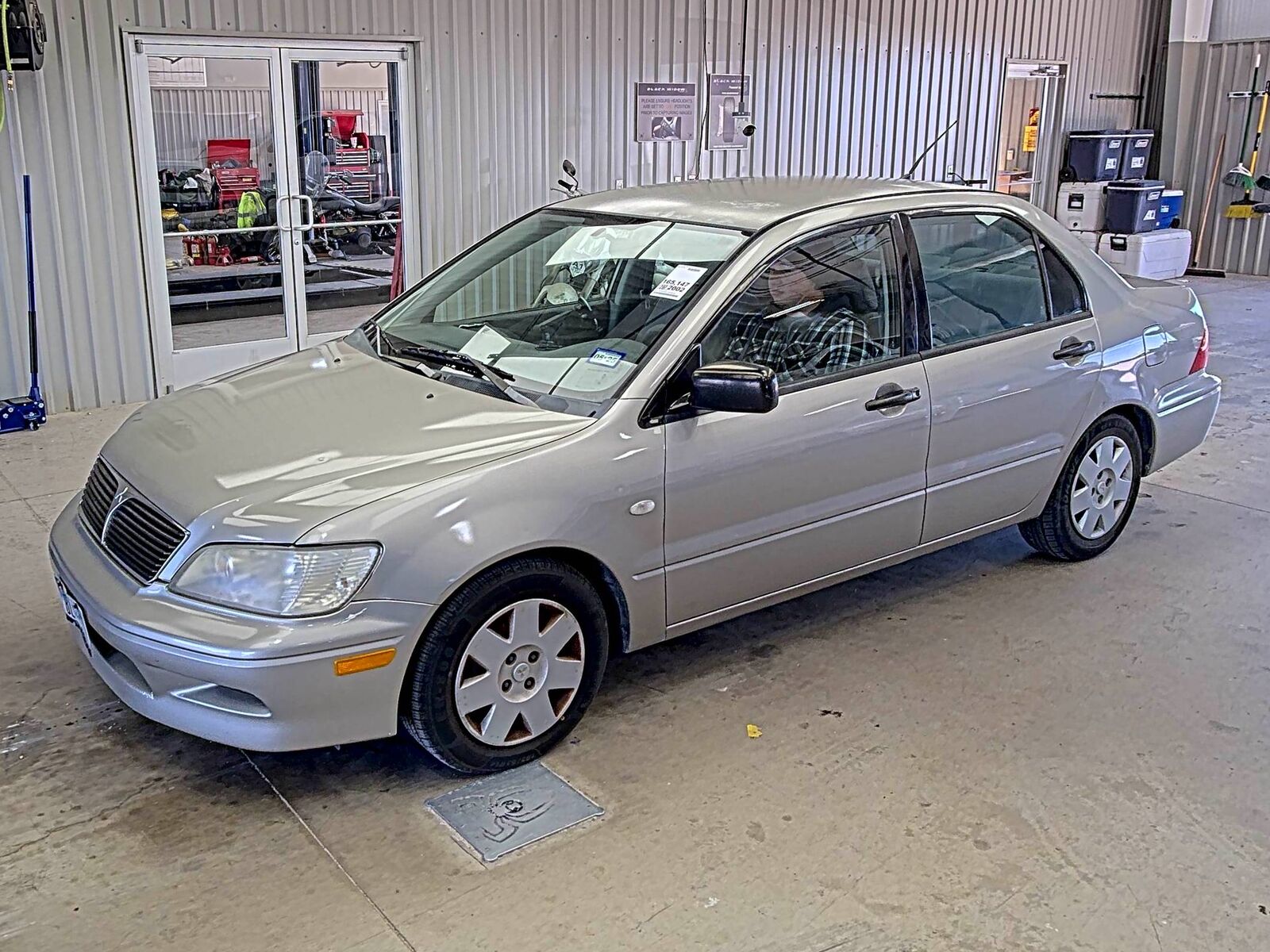 Mitsubishi Lancer