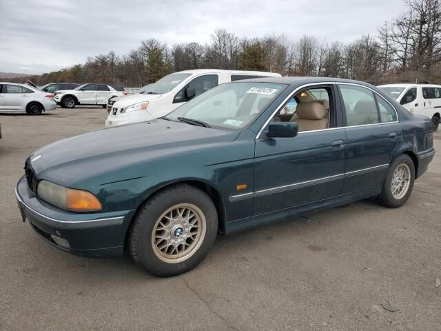 BMW 528i