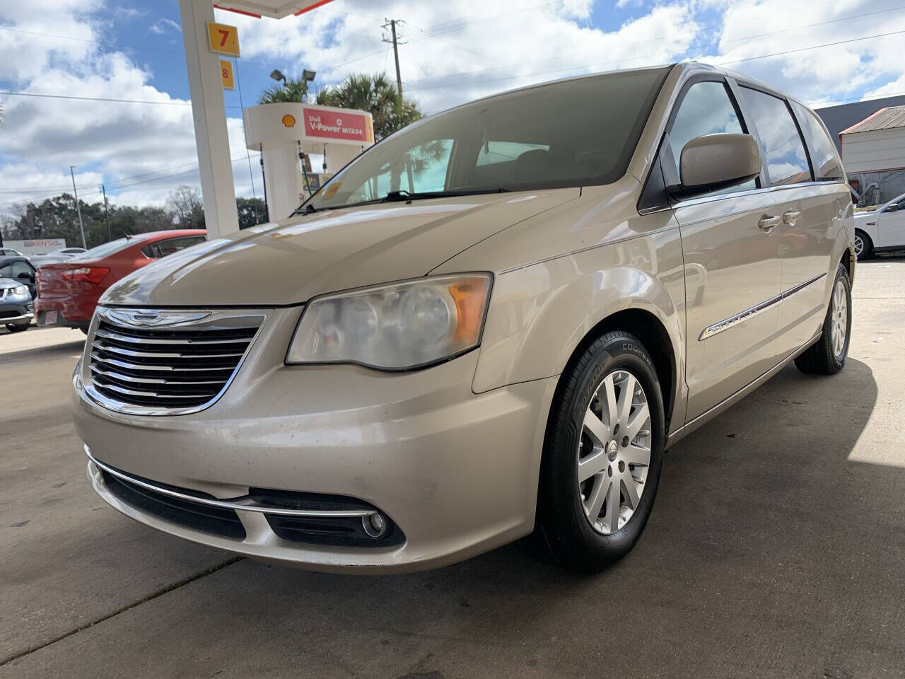 2013 CHRYSLER Town and Country