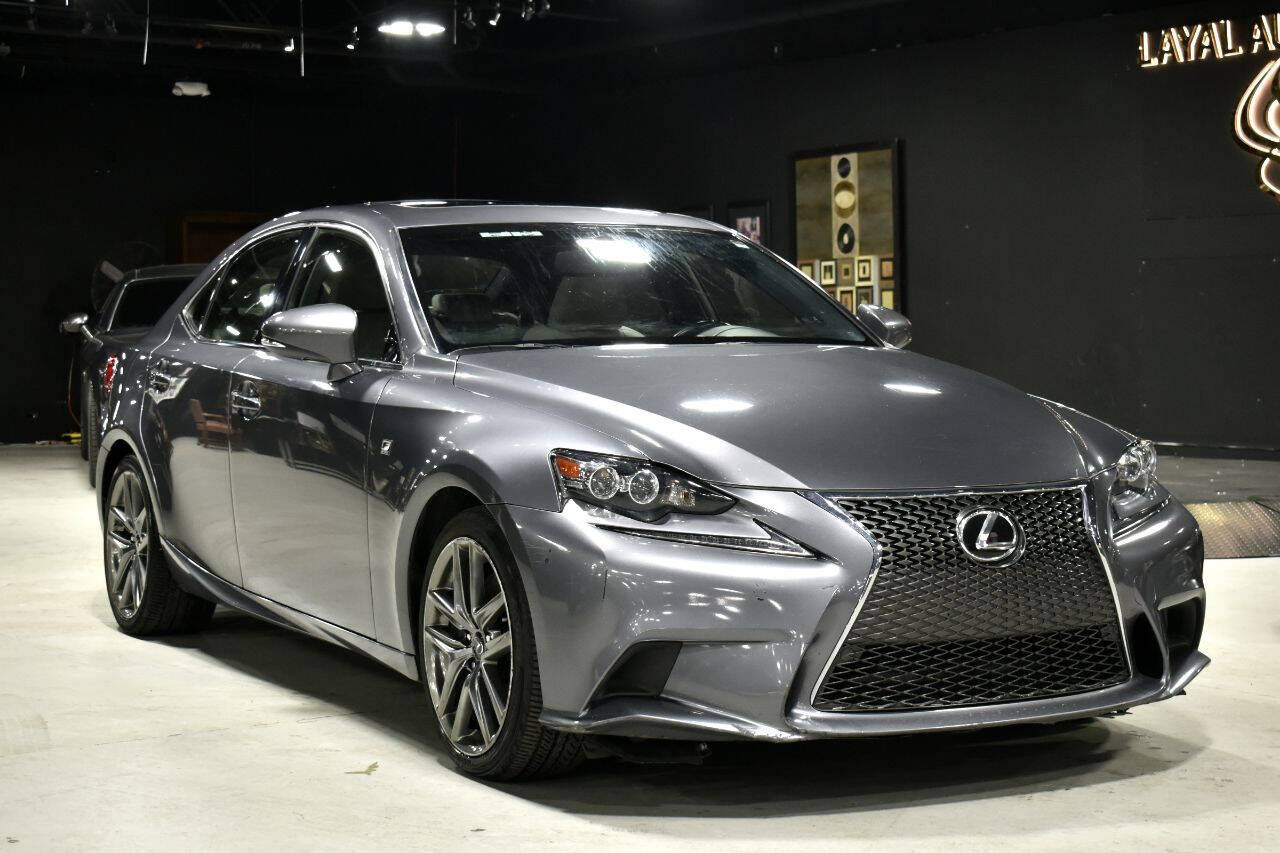 2016 Lexus IS