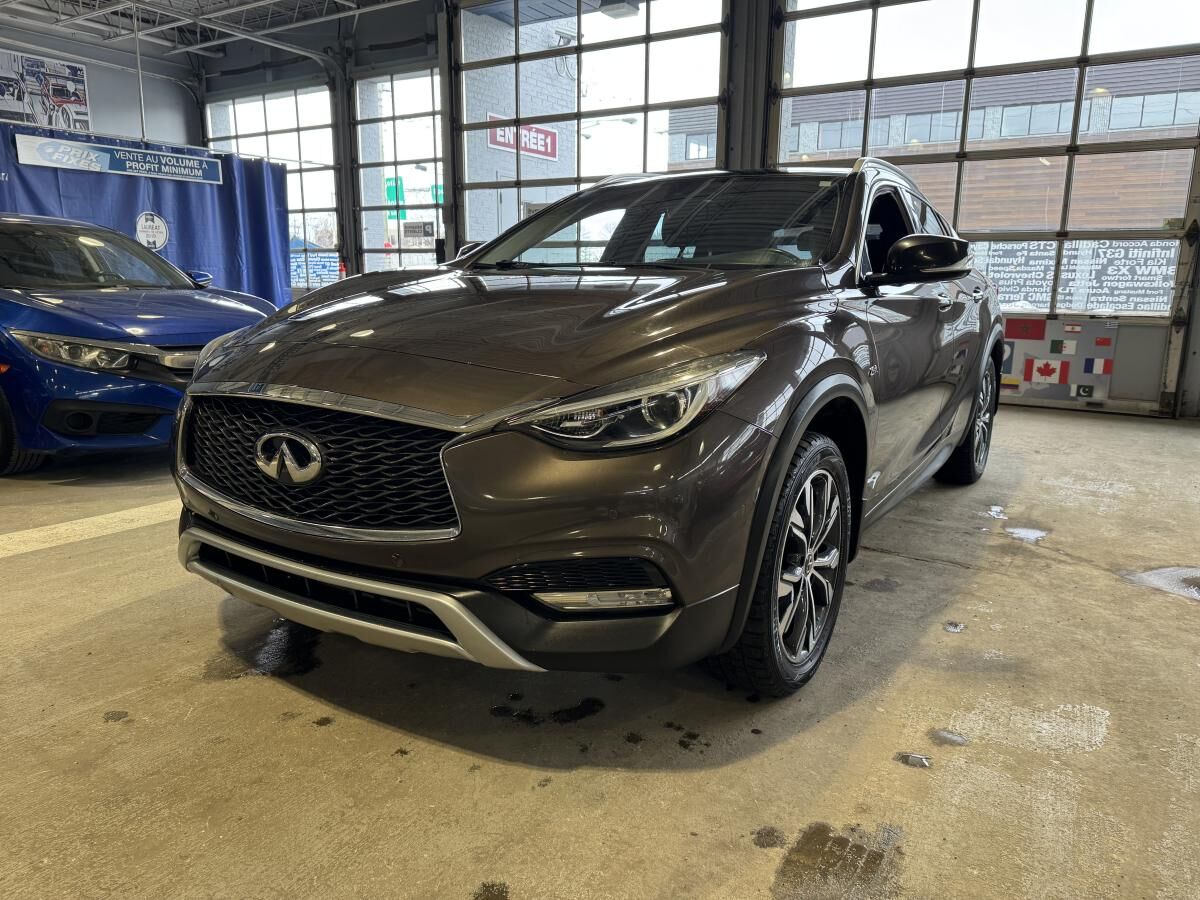 Infiniti QX30