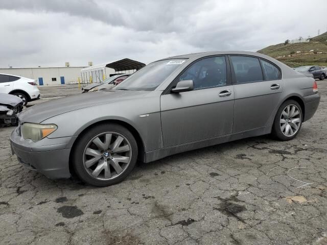 BMW 745i