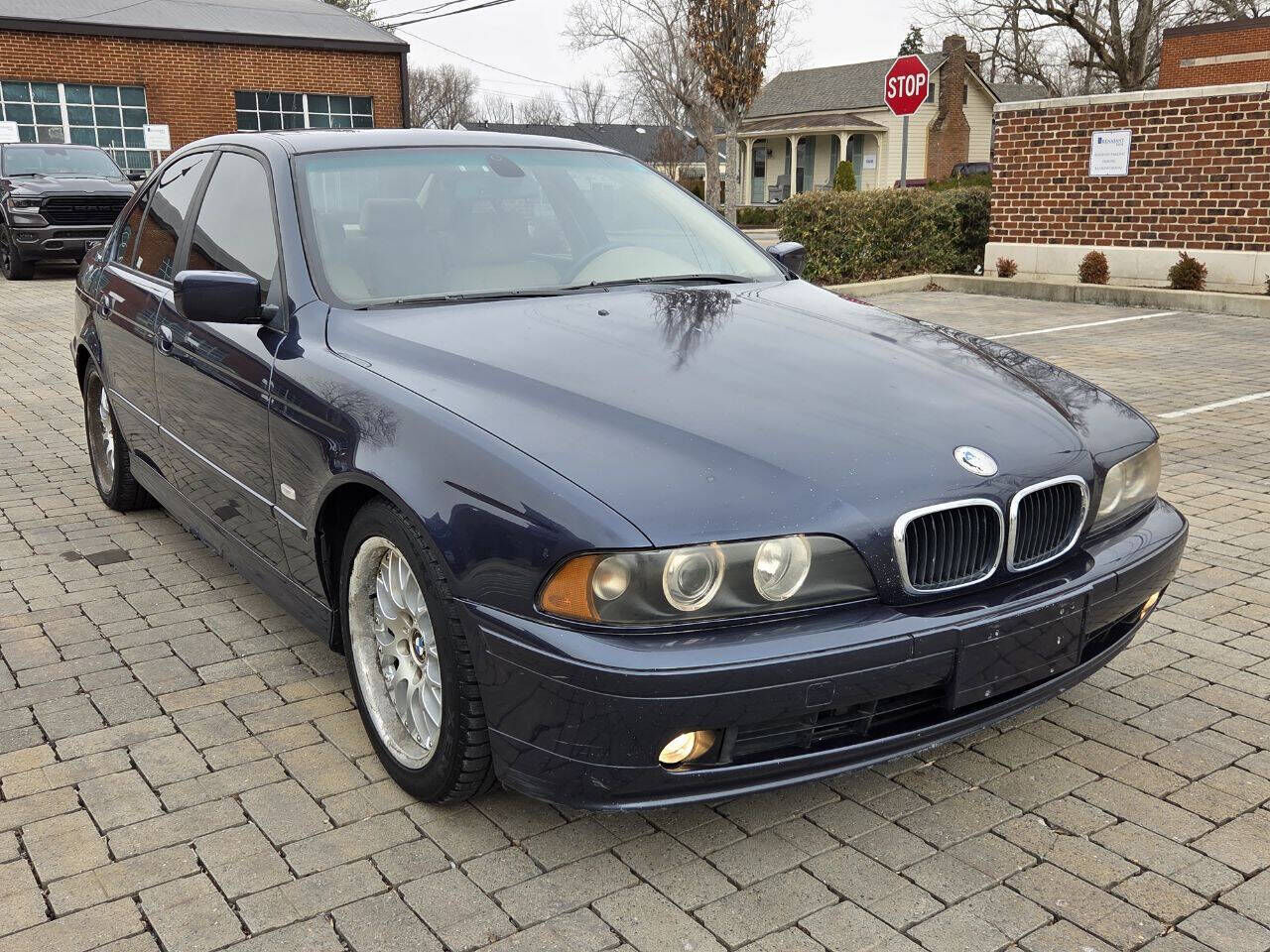 BMW 530i