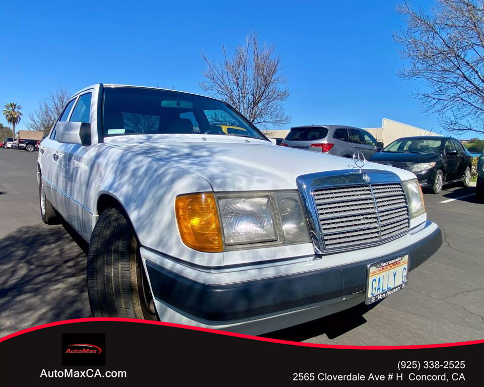 Mercedes-Benz 300