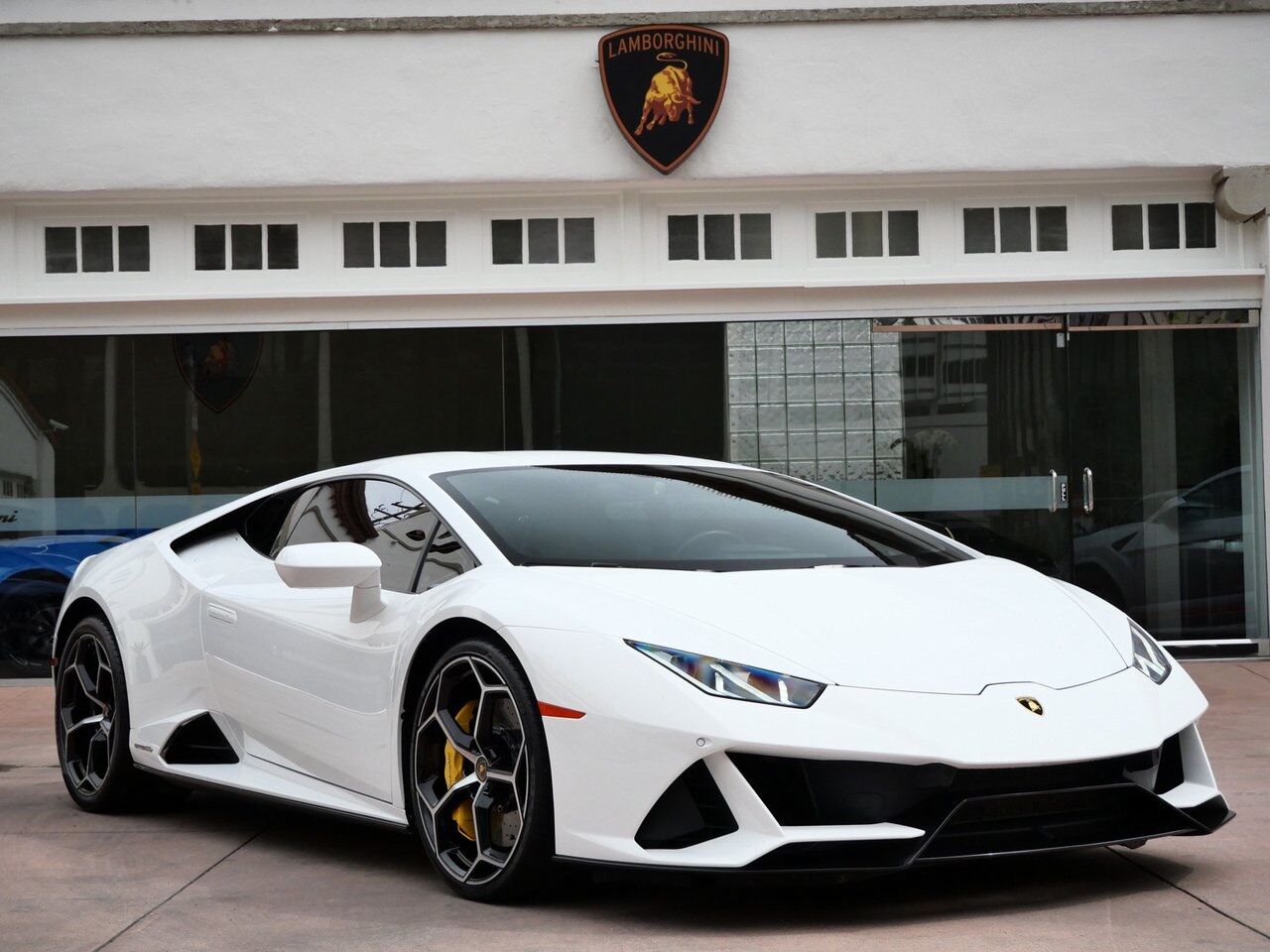 LAMBORGHINI