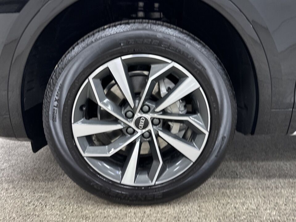 2022 Audi Q5