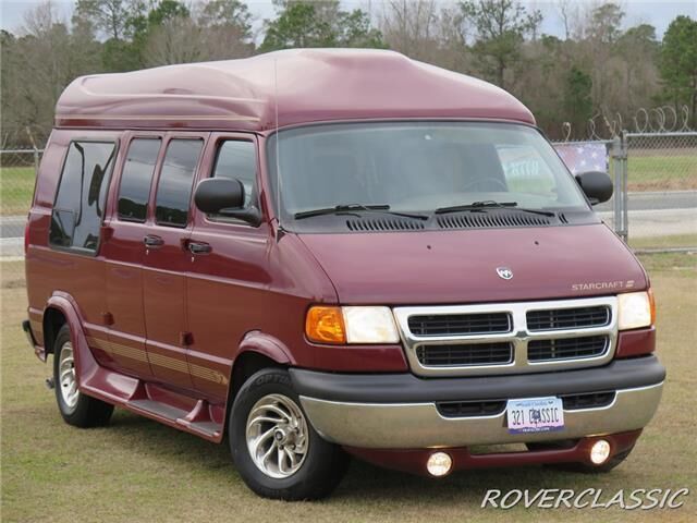 Dodge Ram Van