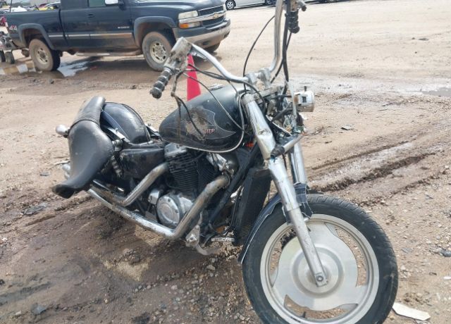 Honda VT1100C2 (SHADOW SABRE)