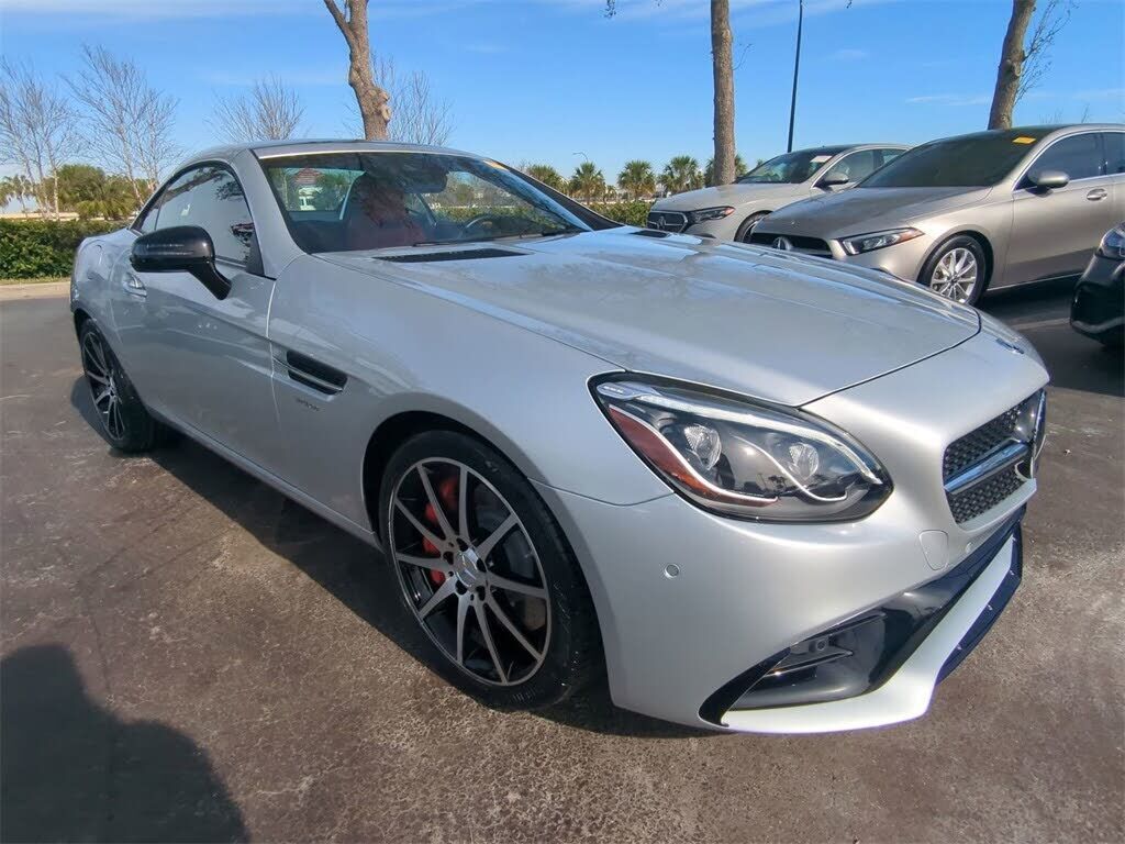 MERCEDES-BENZ