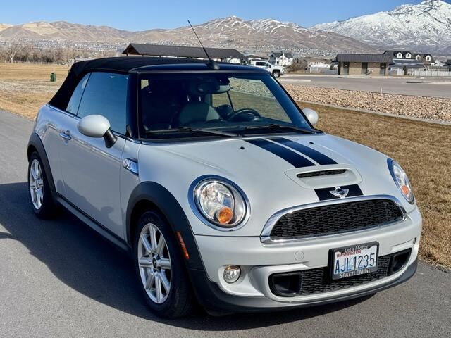 MINI Cooper Convertible