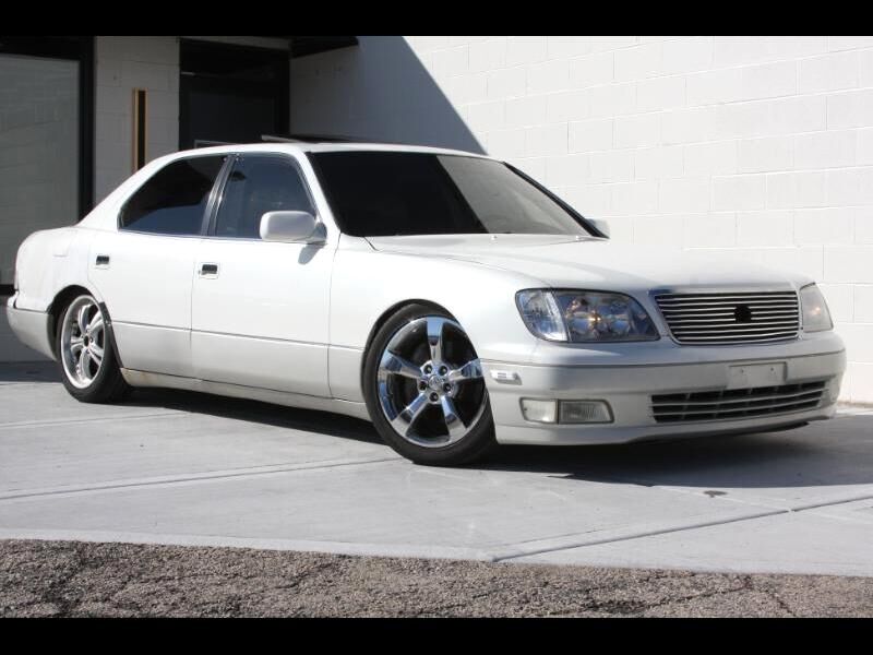 Lexus LS