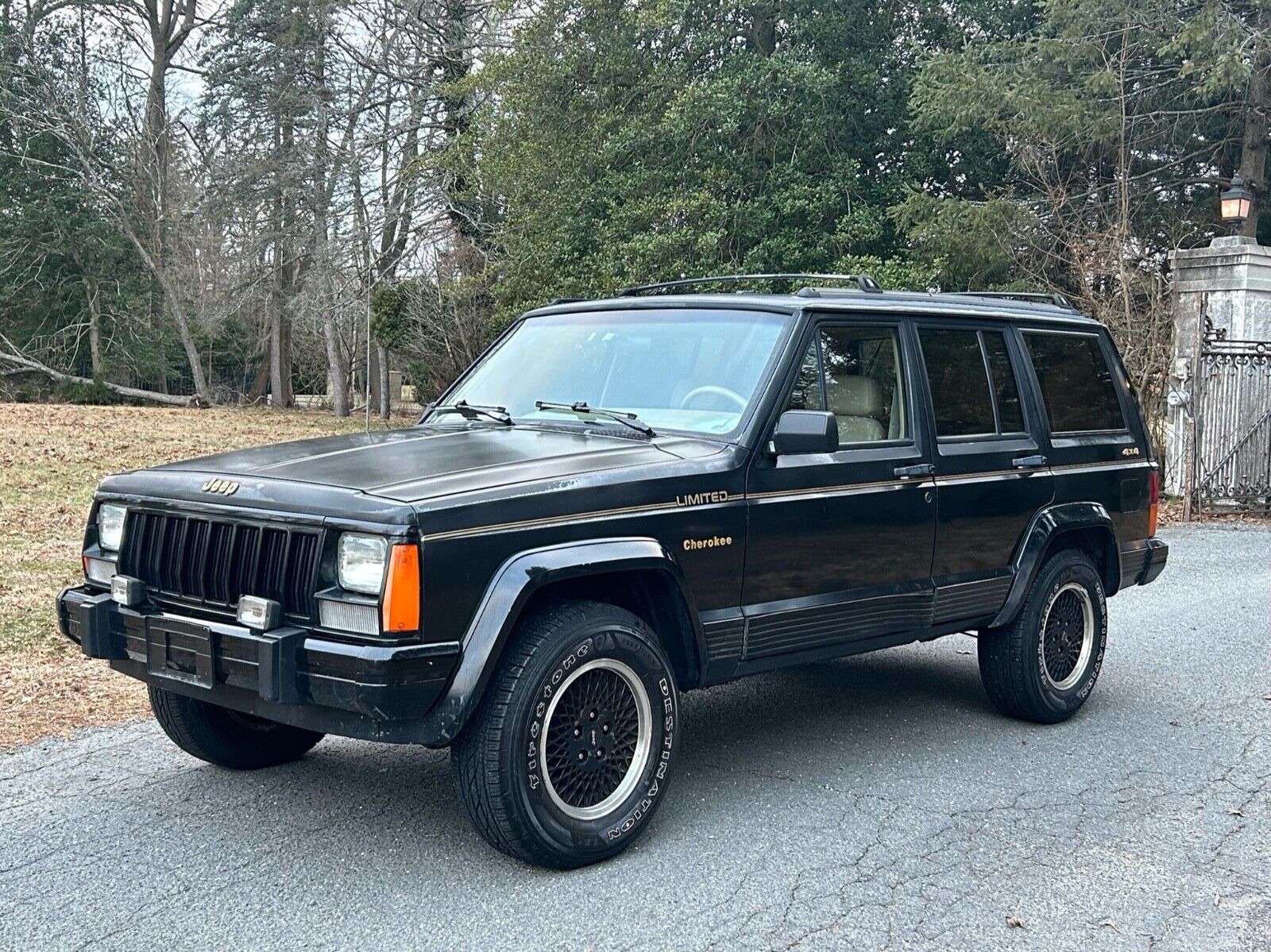 Jeep Cherokee