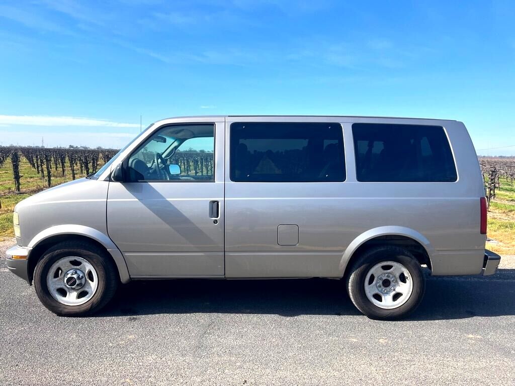 GMC Safari