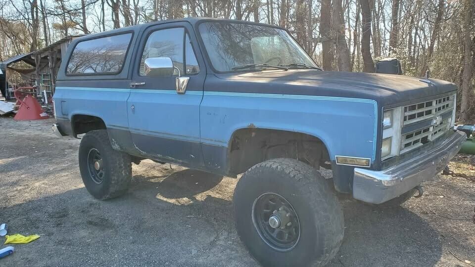 CHEVROLET