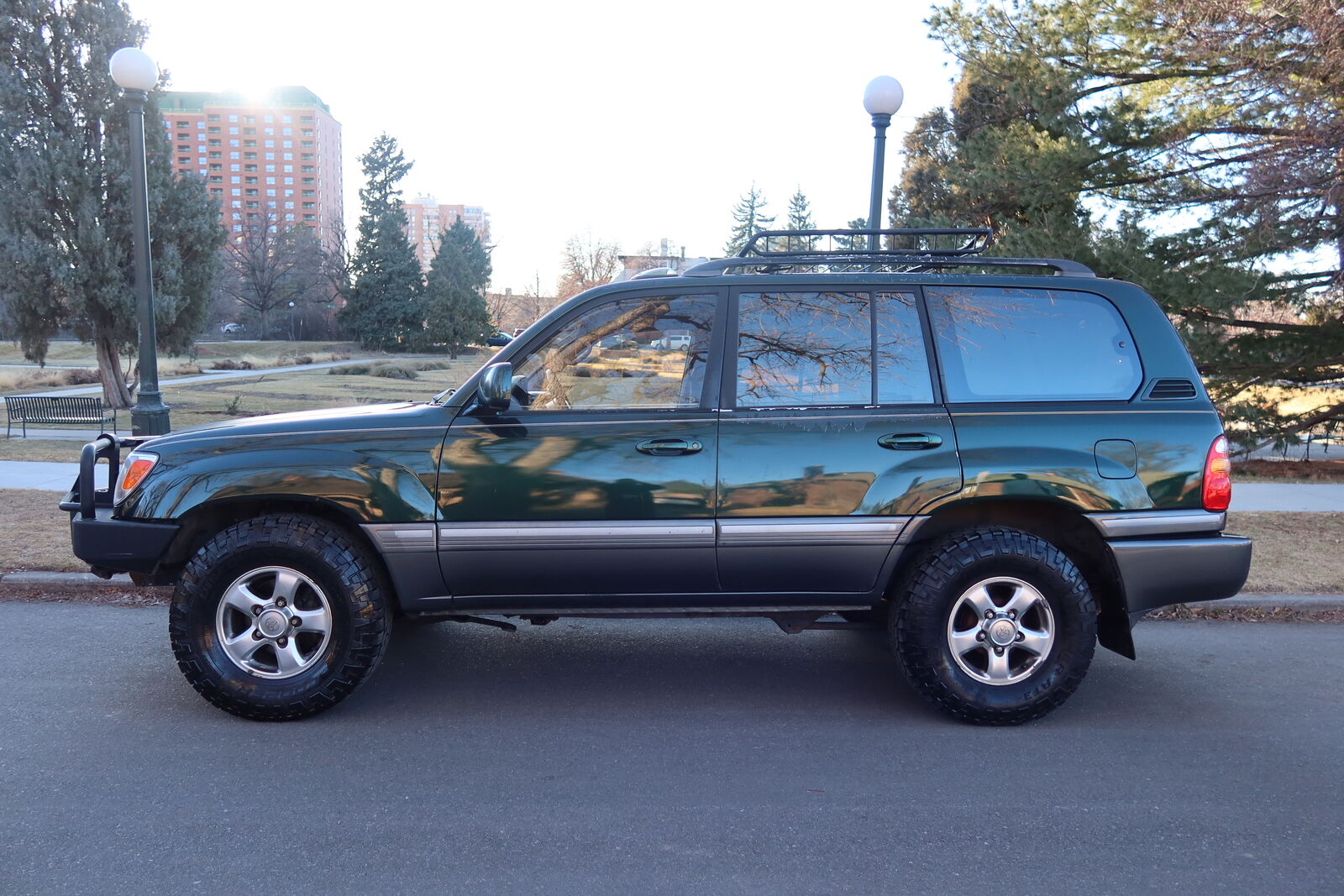 Toyota LAND CRUISER