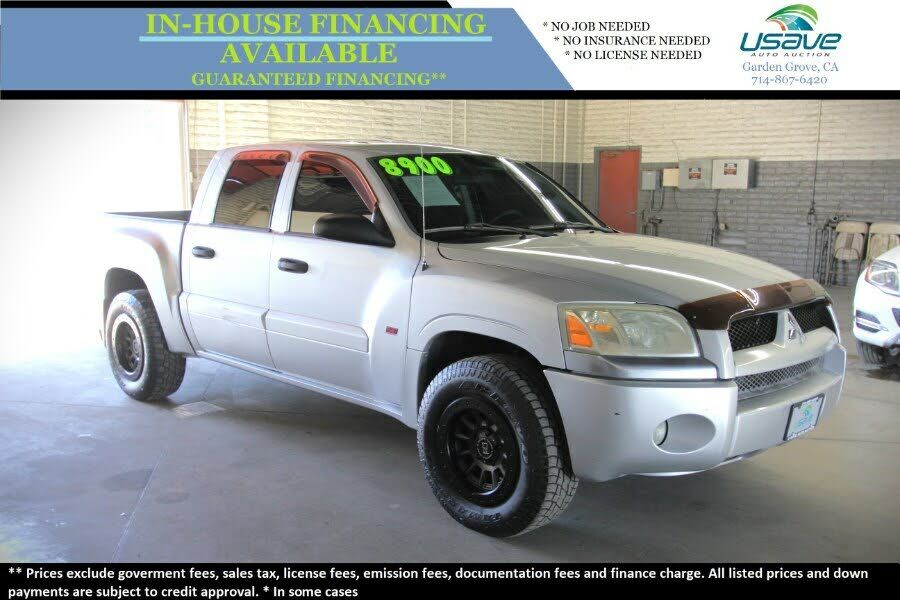 Mitsubishi Raider