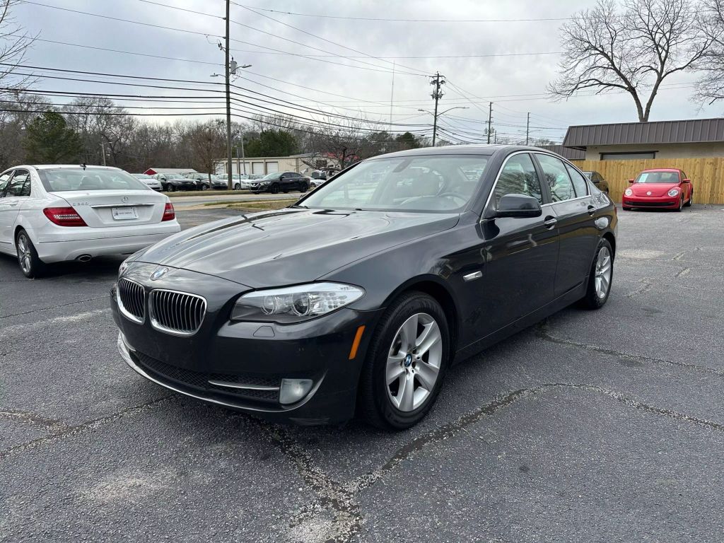 BMW 528i