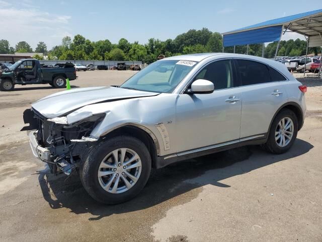 Infiniti QX70