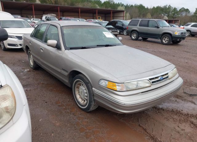 Ford Crown Victoria