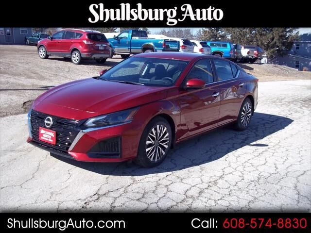 2023 NISSAN Altima