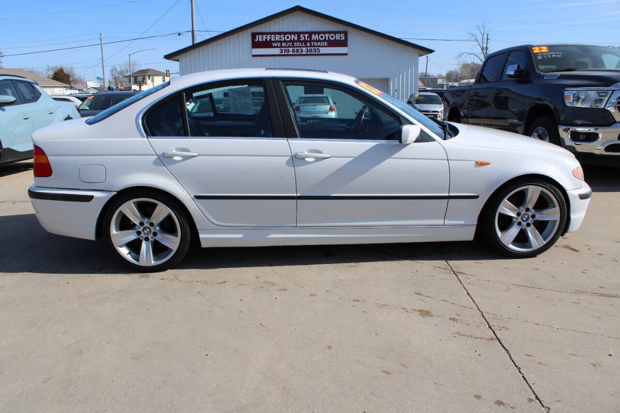 BMW 330i
