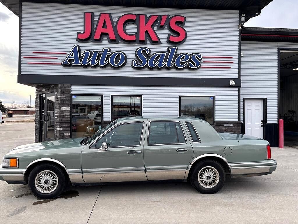 Lincoln Town Car