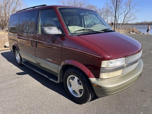 Chevrolet Astro Van