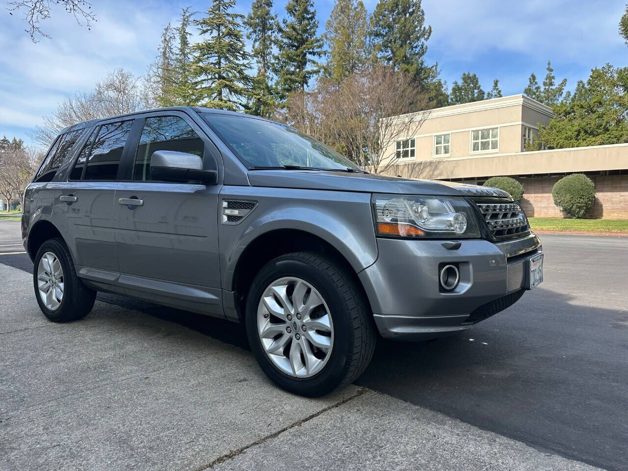 Land Rover LR2