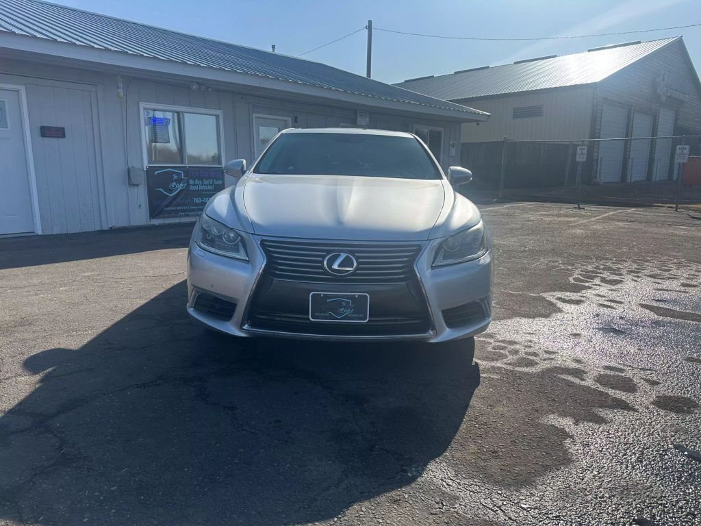2014 Lexus LS