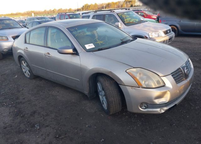 2005 NISSAN Maxima