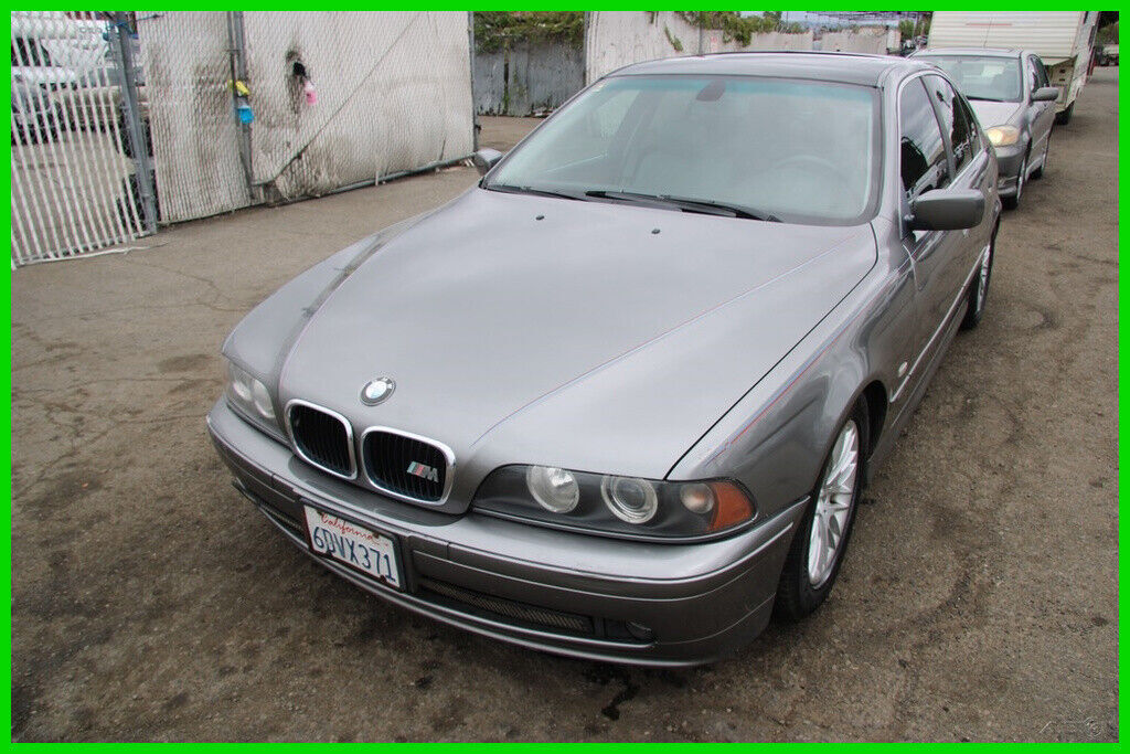 BMW 530i
