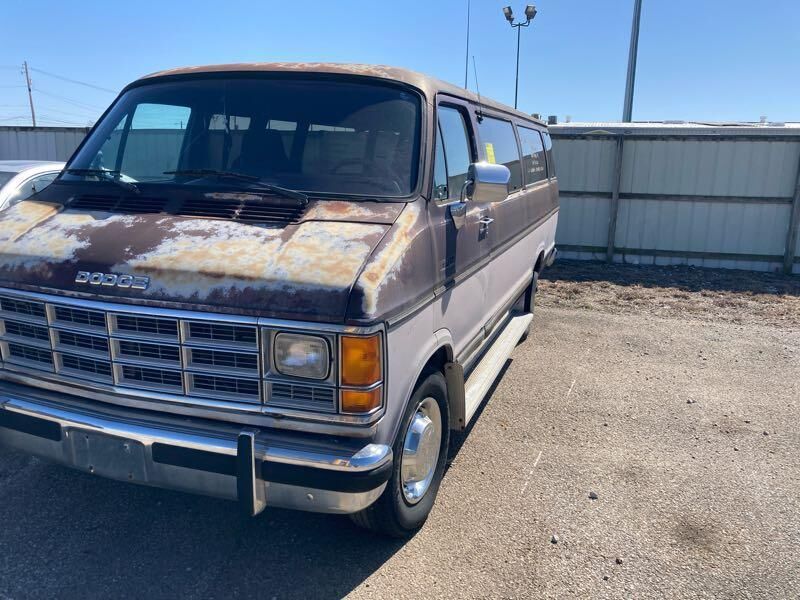 Dodge Ram Wagon