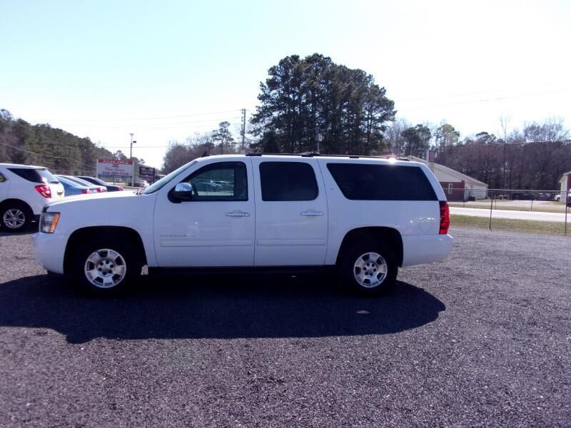 2014 CHEVROLET Suburban