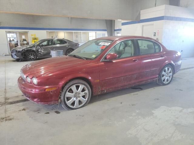 Jaguar X-Type