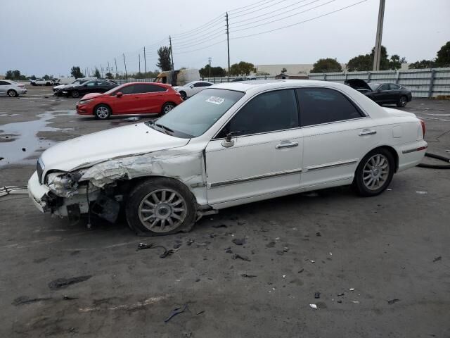 Hyundai XG350